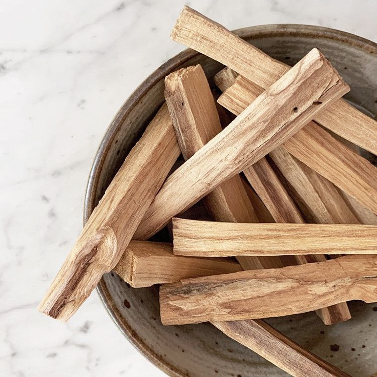 Green Tree Palo Santo Wood Sticks - 50g Pack - 5-8 Sticks