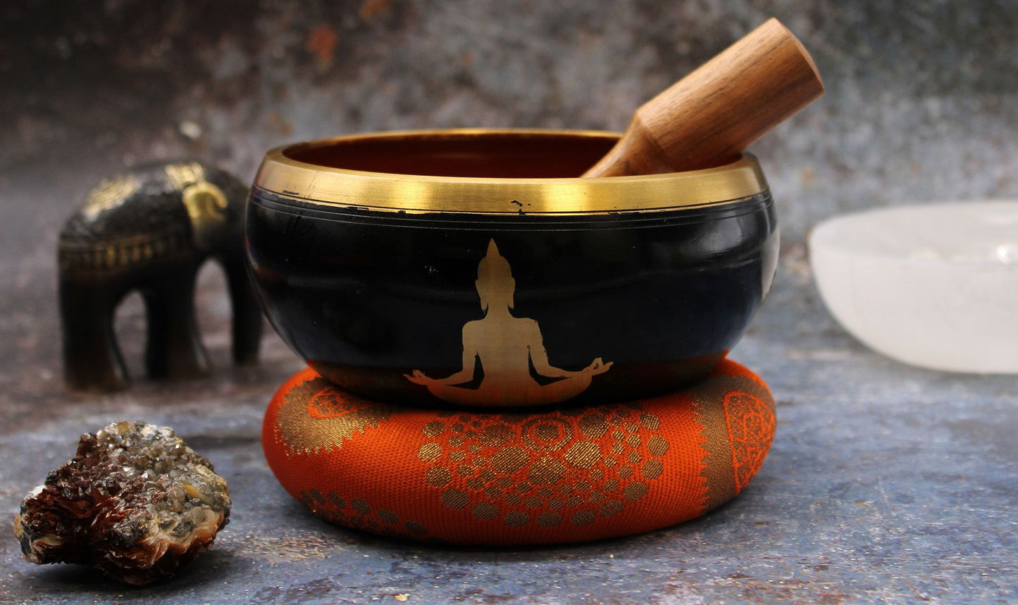 Tibetan Singing Bowl Set - 199hz - 14cm - With Buddha Design